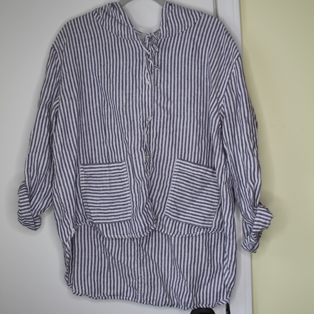 Tahari Hooded Sailing Shirt